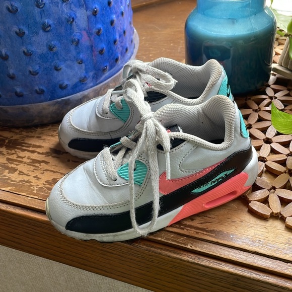 Nike Air Max Retro Fun Sneakers - Picture 3 of 10